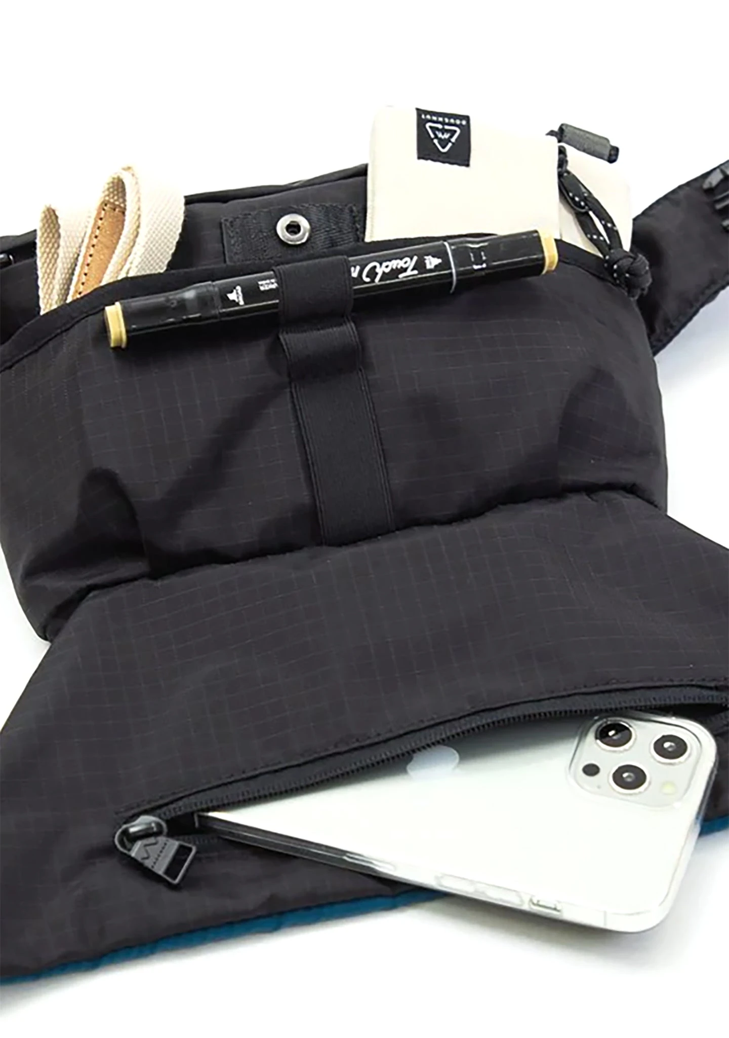 Gamescape Series Dagger Fanny Pack In Black 6 Gamescape Series Dagger Fanny Pack In Black - Image 5